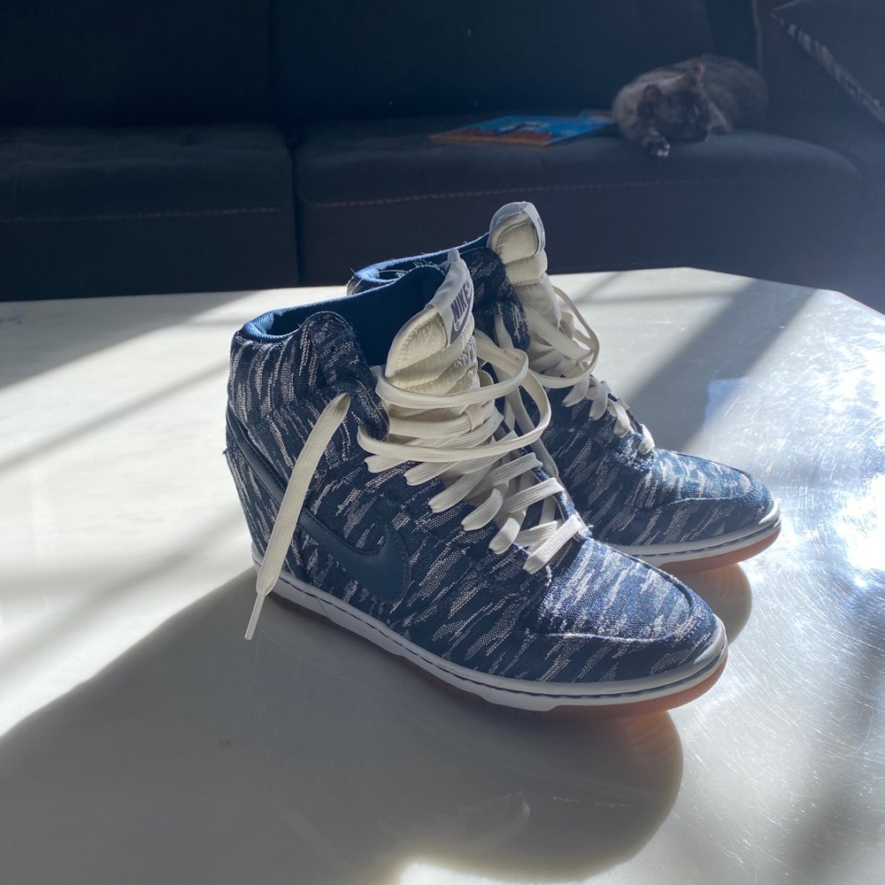 Nike Wedge Sky-Hi Sneakers